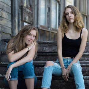 Meet your Posher, Whitney